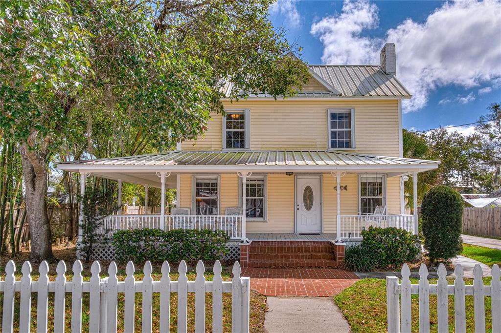 Picture of 208 Mary Avenue, New Smyrna Beach, FL 32168