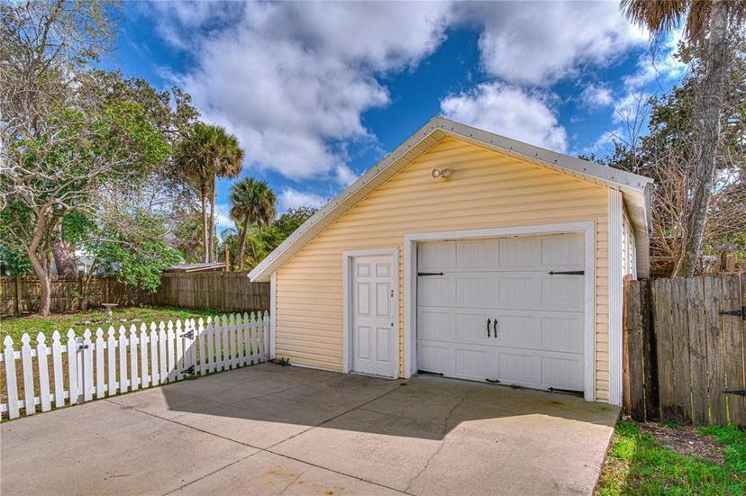 Picture of 208 Mary Avenue, New Smyrna Beach FL 32168