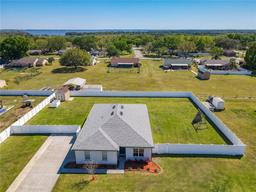 Picture of 12524 Garrett Place, Grand Island, FL 32735