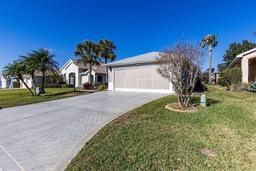 Picture of 5952 Brittania Boulevard, Tavares, FL 32778