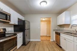 Picture of 2634 E 38Th Avenue, Tampa, FL 33610