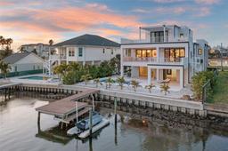 Picture of 521 Baywood Drive S, Dunedin, FL 34698