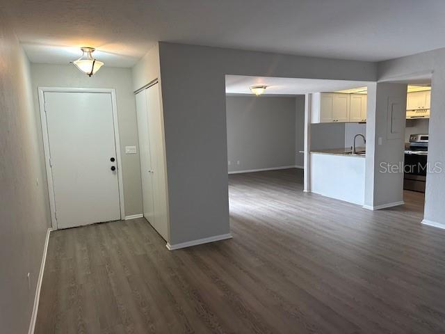 Picture of 1190 Longfellow Way Unit 135C, Sarasota FL 34243