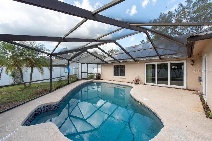 Picture of 9415 Pebble Glen Avenue, Tampa FL 33647