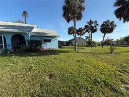 Picture of 519 Bellaire Drive, Venice, FL 34293