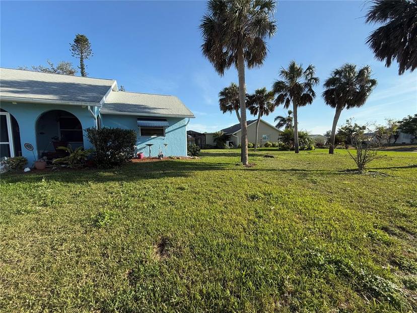 Picture of 519 Bellaire Drive, Venice FL 34293