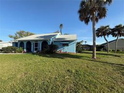 Picture of 519 Bellaire Drive, Venice, FL 34293