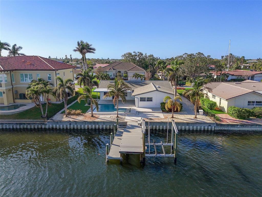 Picture of 1984 Kansas Avenue Ne, St Petersburg, FL 33703