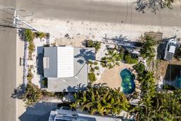Picture of 701 N Bay Boulevard, Anna Maria, FL 34216