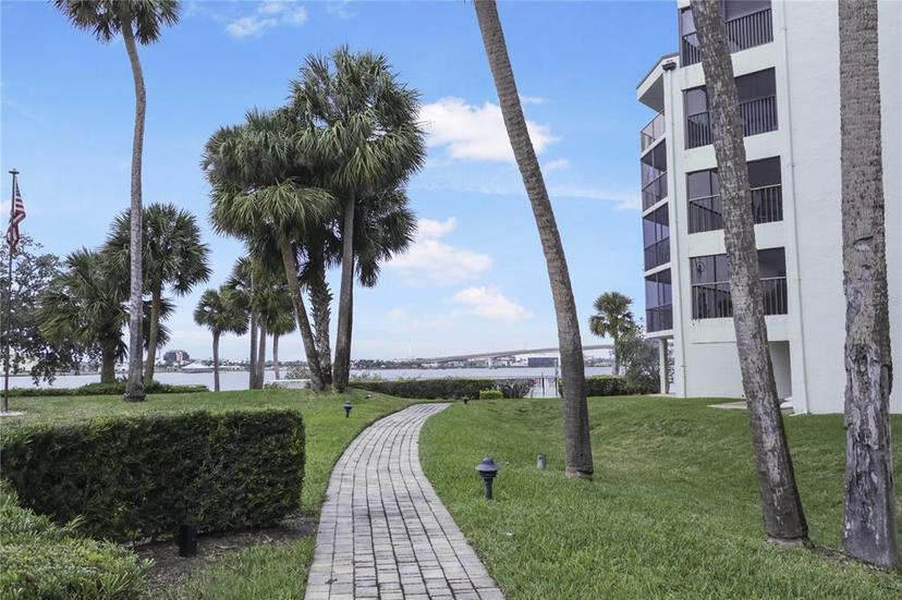 Picture of 944 S Peninsula Drive Unit 5010, Daytona Beach FL 32118