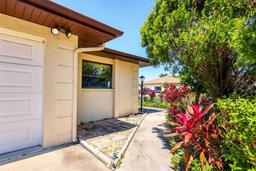 Picture of 3208 Vivienda Boulevard, Bradenton, FL 34207