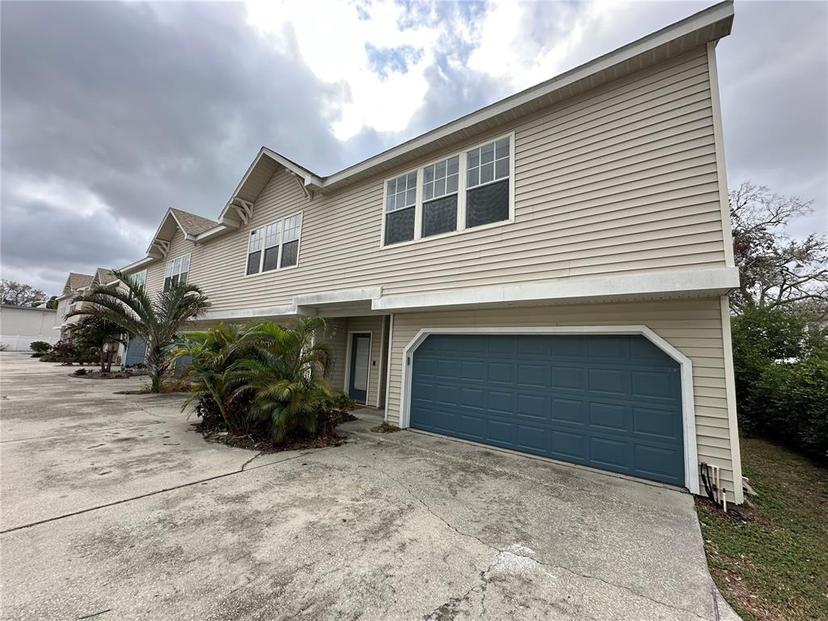 Picture of 2900 W Azeele Street Unit H, Tampa FL 33609