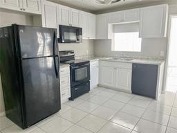 Picture of 576 62Nd Avenue S, St Petersburg, FL 33705