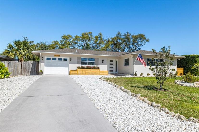 Picture of 14265 Page Avenue, Largo FL 33774