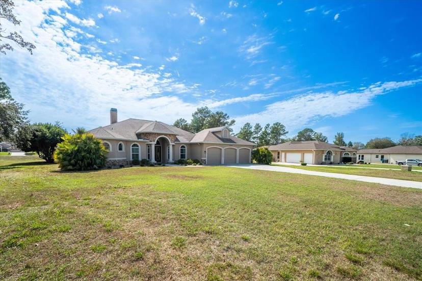 Picture of 10188 Whisper Ridge Trail Trail, Weeki Wachee FL 34613
