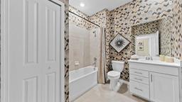 Picture of 5628 Summit Point Circle Unit 103, Bradenton, FL 34210