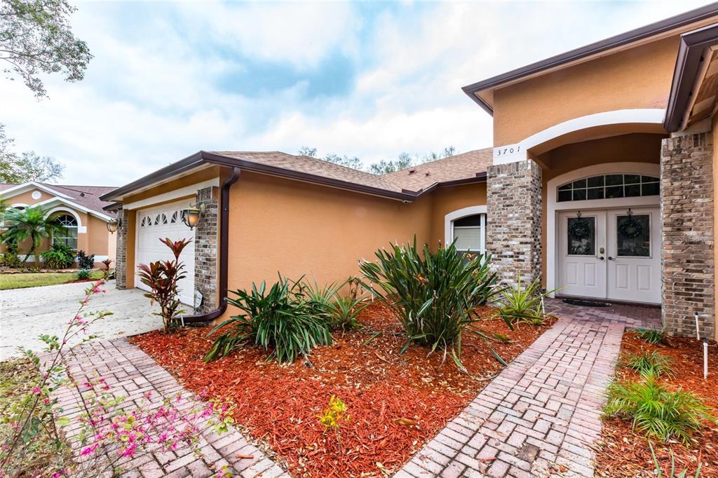 Picture of 3701 Barnhouse Place, Valrico, FL 33596