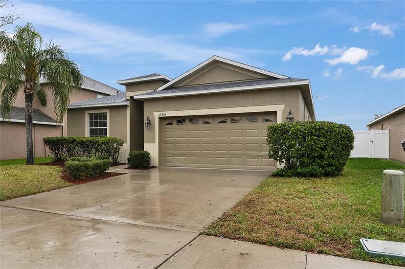 Picture of 13454 Graham Yarden Drive, Riverview FL 33579