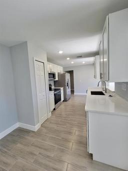 Picture of 1247 Price Circle Nw, Port Charlotte, FL 33948