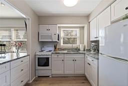 Picture of 750 Burlington Avenue N Unit 2H, St Petersburg, FL 33701