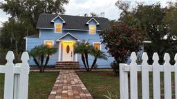 Picture of 204 Edgewood Avenue, Crescent City, FL 32112