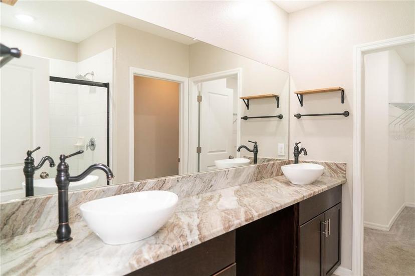 Picture of 7316 Samuel Ivy Drive, Tampa FL 33619