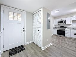 Picture of 1884 Clearbrooke Drive Unit 1884, Clearwater, FL 33760