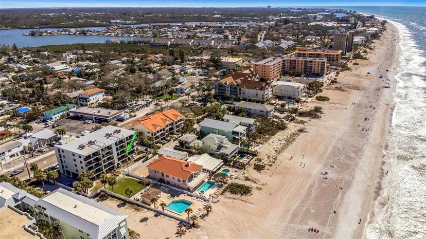 Picture of 1300 Gulf Boulevard Unit 202, Indian Rocks Beach FL 33785