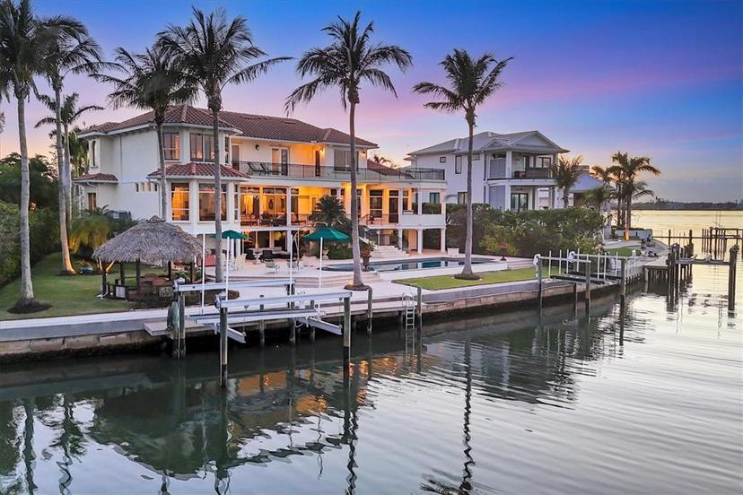 Picture of 1137 N Lake Shore Drive, Sarasota FL 34231