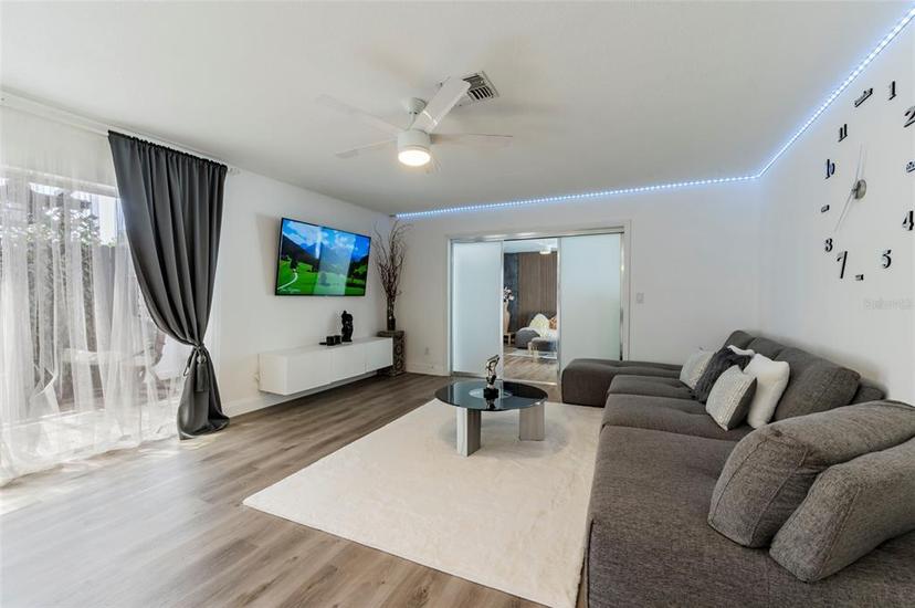 Picture of 10064 82Nd Street, Seminole FL 33777