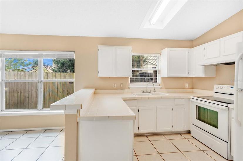 Picture of 11223 Huxley Avenue, Orlando FL 32837