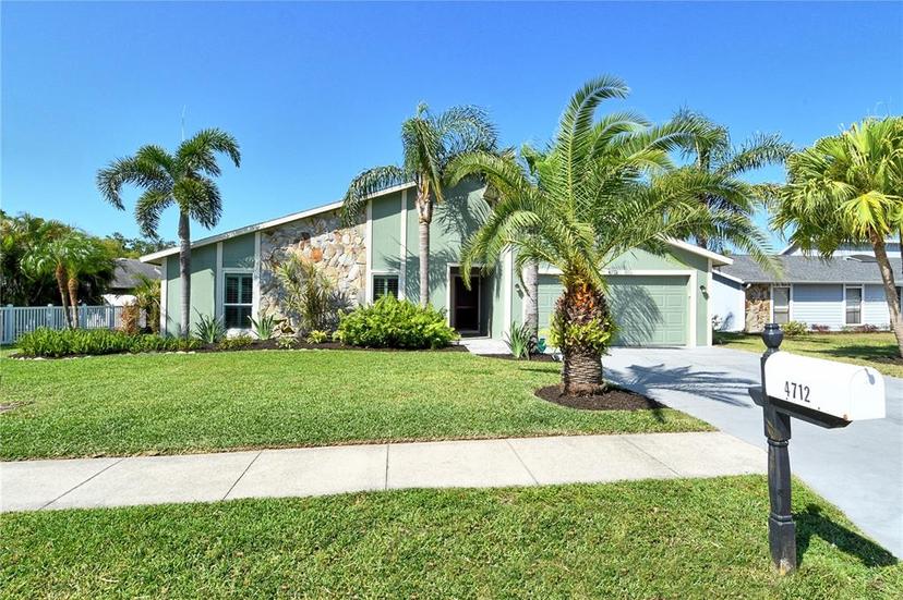 Picture of 4712 Glenbrooke Drive, Sarasota FL 34243