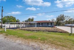 Picture of 3012 Bonita Drive, Plant City, FL 33566