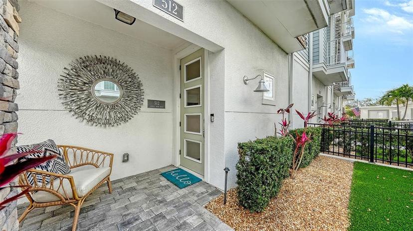 Picture of 512 Laurel Park Drive, Sarasota FL 34236
