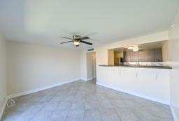 Picture of 5820 N Church Avenue Unit 430, Tampa, FL 33614