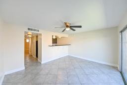 Picture of 5820 N Church Avenue Unit 430, Tampa, FL 33614