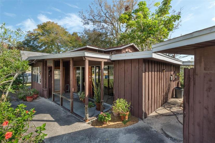 Picture of 425 S Woodland Street, Winter Garden FL 34787