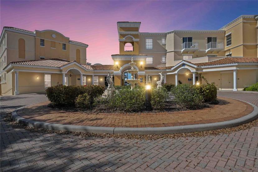 Picture of 14021 Bellagio Way Unit 309, Osprey FL 34229