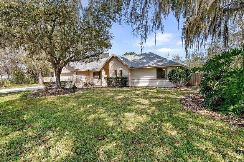 Picture of 10617 NW 47Th Terrace, Gainesville FL 32653