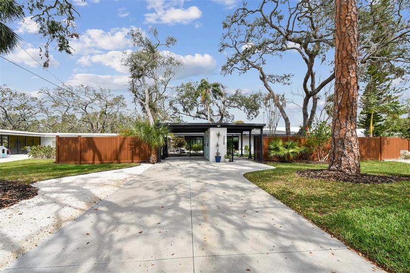 Picture of 2118 7Th Street W, Palmetto FL 34221