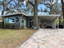 Picture of 106 Royal Palm Drive, Leesburg, FL 34748