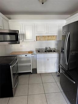 Picture of 216 Amherst Avenue Unit 97, Sarasota, FL 34232