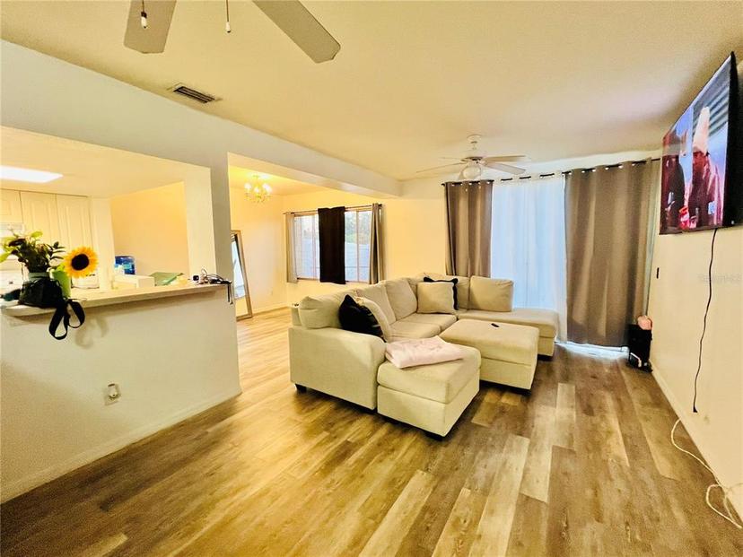 Picture of 601 Washington Palm Loop, Davenport FL 33897