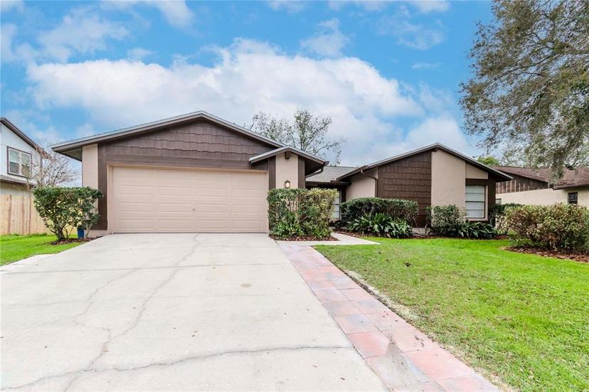Picture of 415 Bloomingfield Drive, Brandon FL 33511