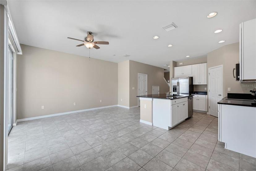Picture of 7060 Woodchase Glen Drive, Riverview FL 33578