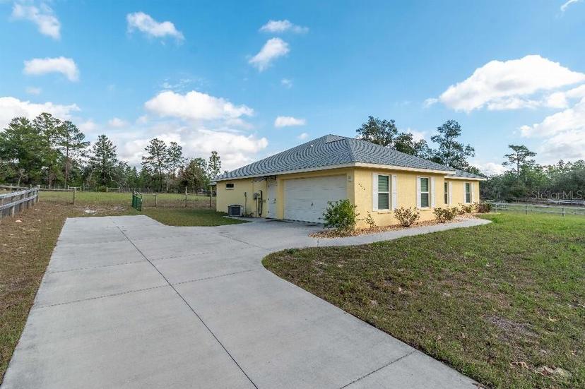 Picture of 4417 W Bonanza Drive, Beverly Hills FL 34465