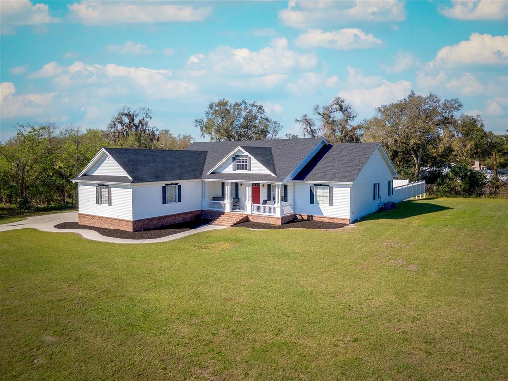 Picture of 5118 Norriswood Drive, Mulberry, FL 33860
