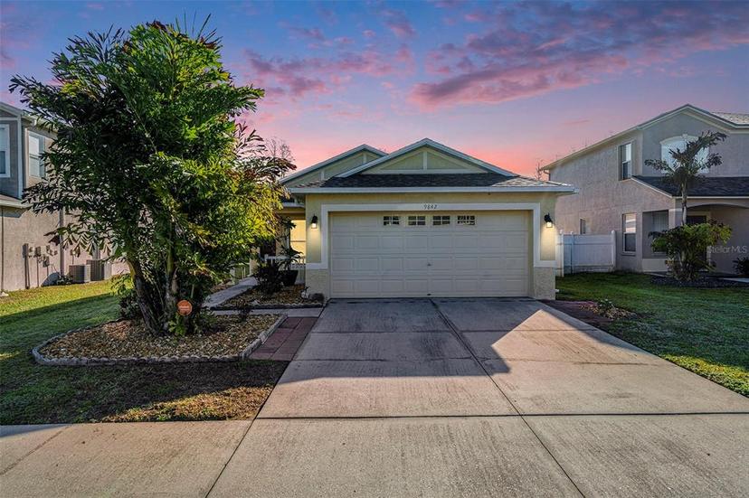 Picture of 9842 Edmonton Drive, Land O Lakes FL 34638