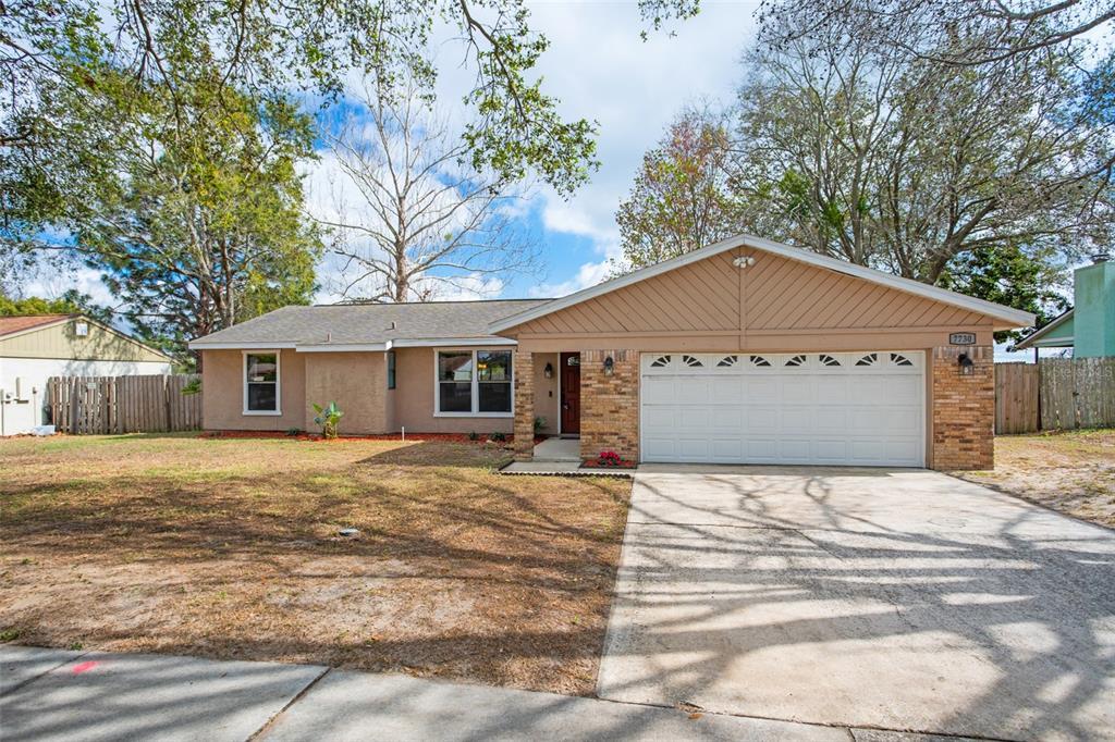 Picture of 7730 Pineapple Drive, Orlando, FL 32835