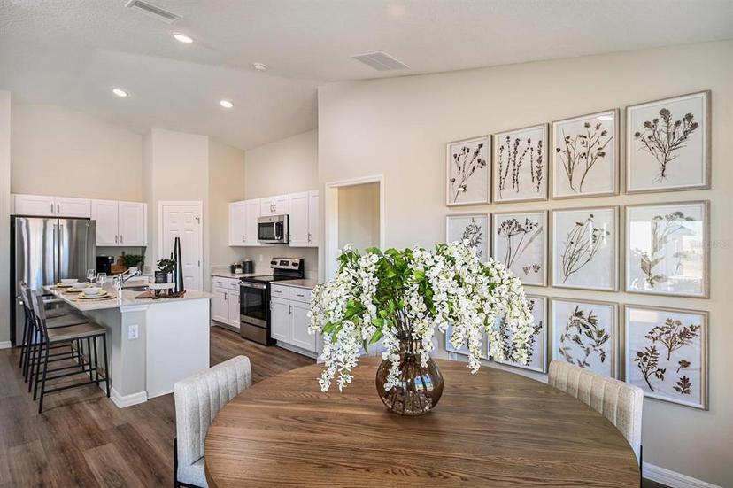 Picture of 1010 Foreshore Lane, Haines City FL 33844